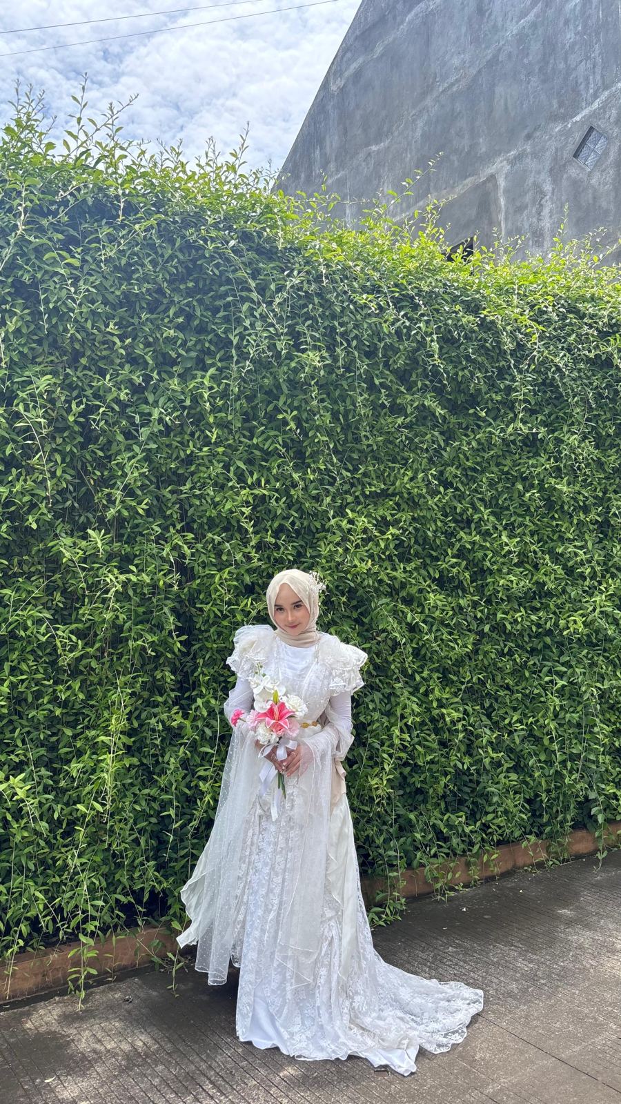 Emilia dress