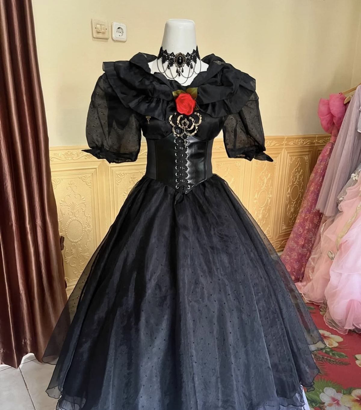 Laurenne dress